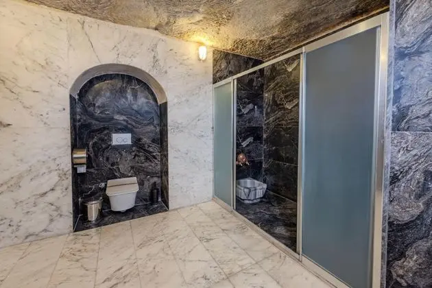 https://images.odamax.com/img/1920x1080/odamax/image/upload/Kayata_Cave_Suites_202512111629317_3U6A1896_4.jpg