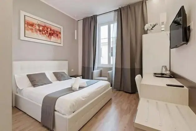 Basic Tek Büyük Yataklı Oda, Ortak Banyo (1)