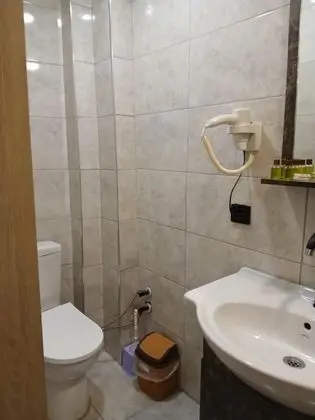 Triple, Şehir Manzaralı