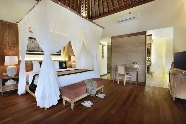 Jungle Pool Villa