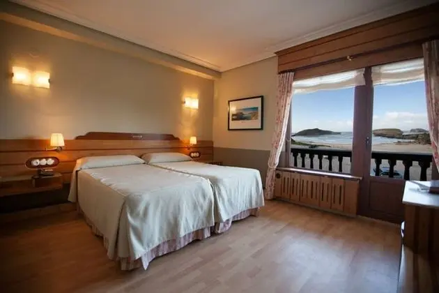 Tek Büyük Yataklı Oda, Deniz Manzaralı (3 Adults)