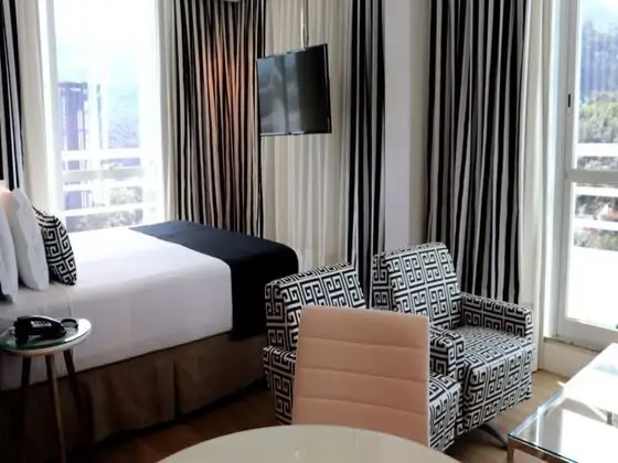 Süit, Sıcak Su Küveti