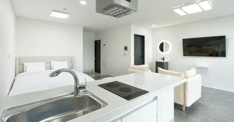 Standard Tek Büyük Yataklı Oda (A)