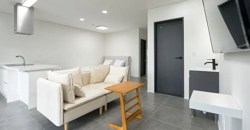 Standard Tek Büyük Yataklı Oda (A)