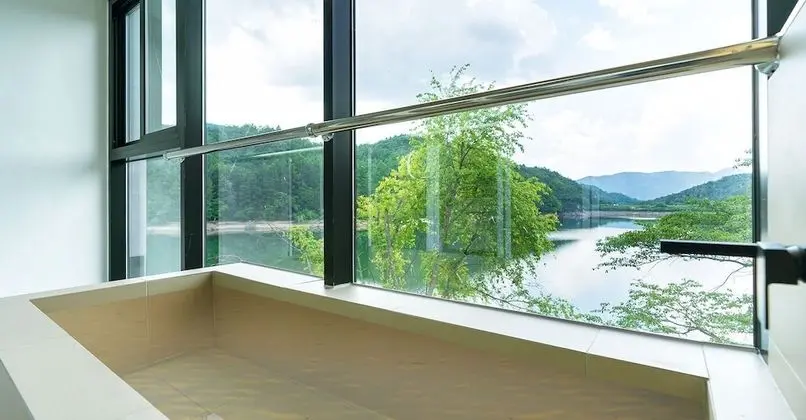 Standard Tek Büyük Yataklı Oda (A)