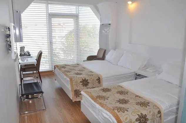 Standard Üç Kişilik Oda