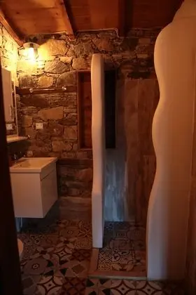 Deluxe Dağ Evi, 1 Yatak Odası, Şömine, Bahçe Manzaralı