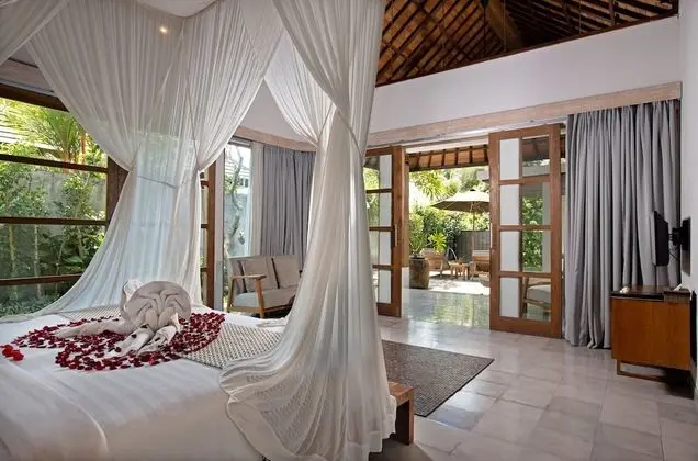 Honeymoon Package at One Bedroom Villa with Private Pool