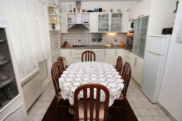 Apart Daire (Kaza - 50m from the beach with parkin)