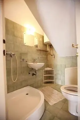 Apart Daire (Kaza - 50m from the beach with parkin)