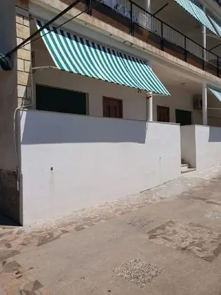 Apart Daire (Kaza - 50m from the beach with parkin)