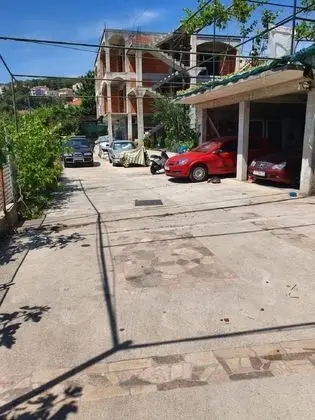 Apart Daire (Kaza - 50m from the beach with parkin)