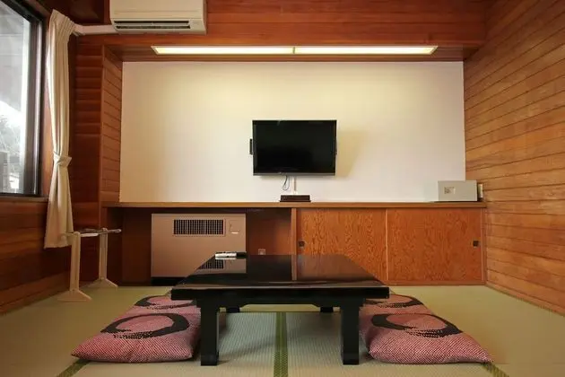 Traditional Oda (Japanese Style, for 1-5 people)