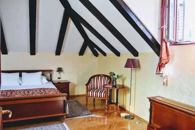 Süit, 1 En Büyük (King) Boy Yatak