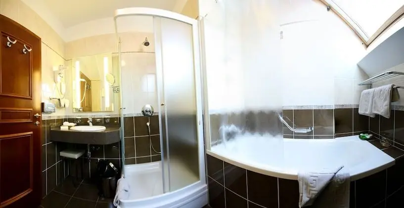 Süit, 1 En Büyük (King) Boy Yatak