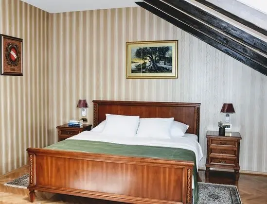 Superior Tek Büyük Yataklı Oda