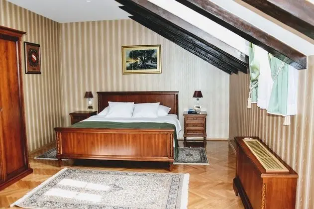 Superior Tek Büyük Yataklı Oda