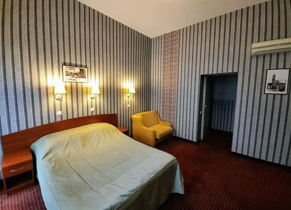 Tek Büyük Yataklı Oda (with extra bed)