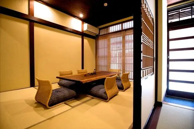 Sıra Ev (Japanese-Style)