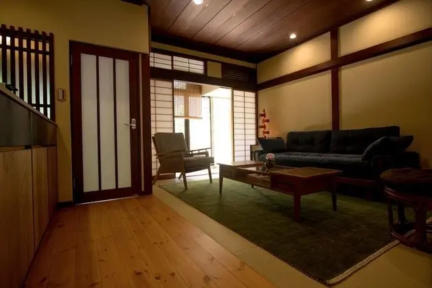 Sıra Ev (Japanese-Style)