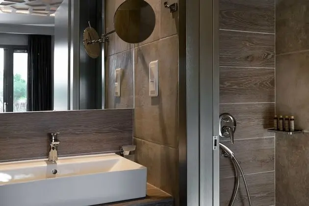 Deluxe Tek Büyük Yataklı Oda (Outdoor Jacuzzi)