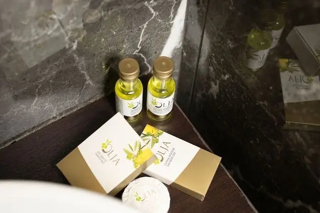 Deluxe Dört Kişilik Oda