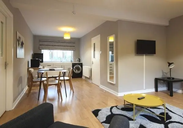 Süit, Özel Banyo (Cunningham Suite)