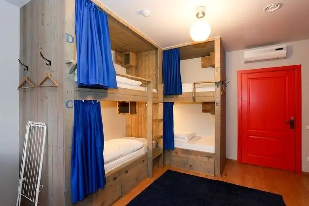 Ortak Ranzalı Oda, Sadece kadınlar için (6 beds)