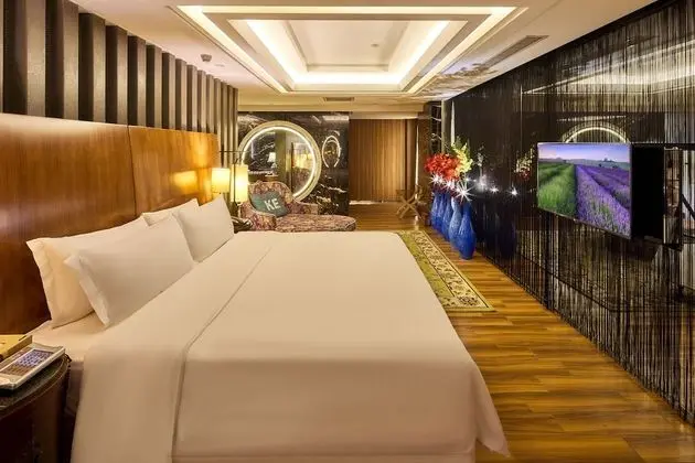Luxury Süit, 1 En Büyük (King) Boy Yatak