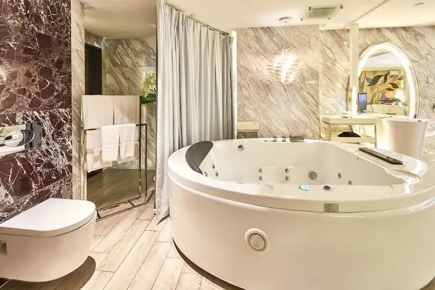 Luxury Süit, 1 En Büyük (King) Boy Yatak