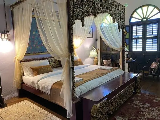 Love Suite