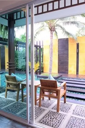 Deluxe Beach Front Villa