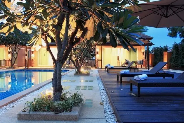 Grand Deluxe Pool View Villa