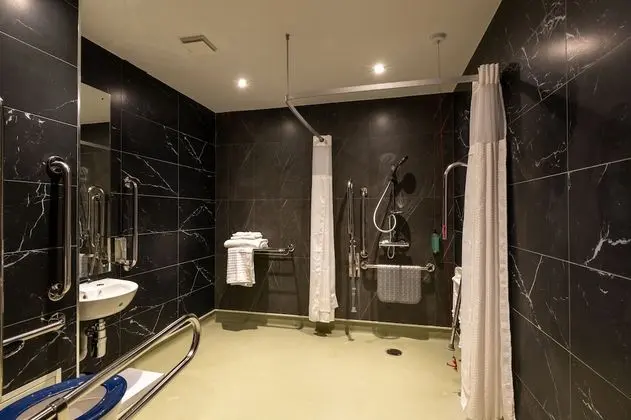 Tek Büyük Yataklı Oda, Engellilere Uygun