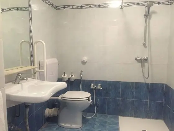 Tek Büyük veya İki Ayrı Yataklı Oda