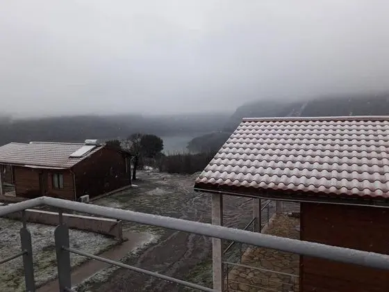 Apart Daire, Göl Manzaralı