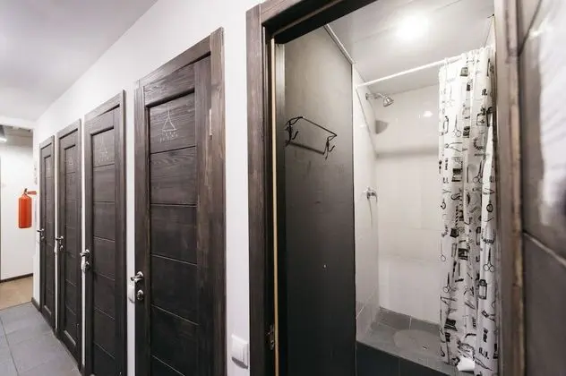 Economy Tek Büyük Yataklı Oda, Ortak Banyo