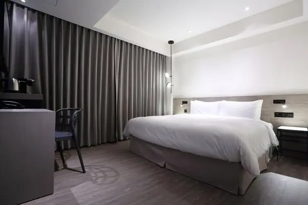 Deluxe Tek Büyük Yataklı Oda
