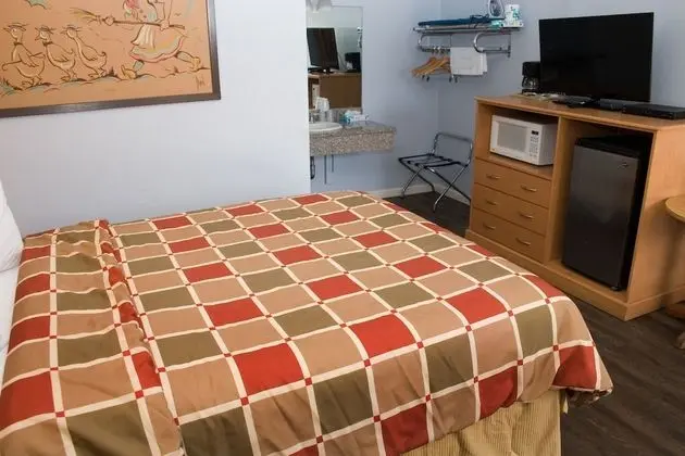 Standard Oda, 1 Büyük (Queen) Boy Yatak