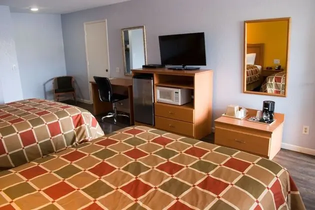 Standard Oda, 2 Büyük (Queen) Boy Yatak