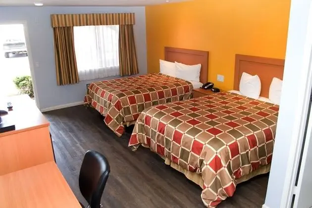 Standard Oda, 2 Büyük (Queen) Boy Yatak