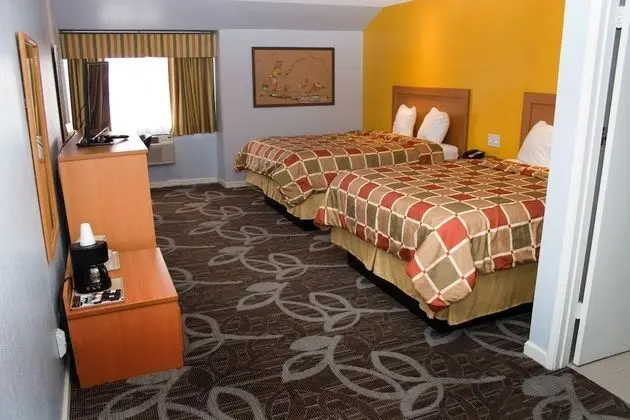 Standard Oda, 2 Büyük (Queen) Boy Yatak