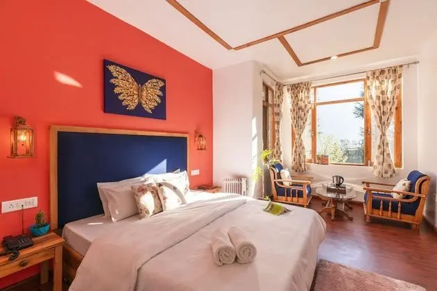 Super deluxe Room with Ensuite Bath