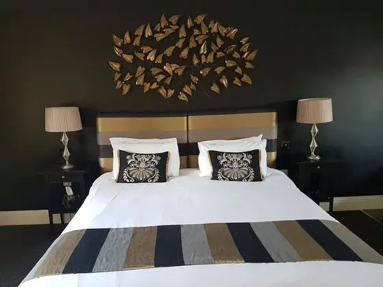 Dubleks, Banyolu/Duşlu (The Tower Suite)