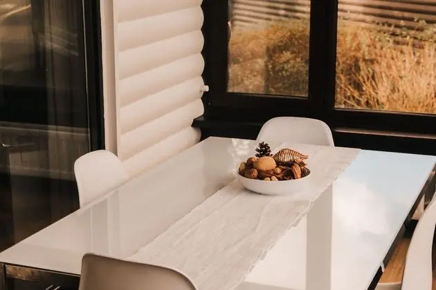 Ev, Özel Banyo, Nehir Manzaralı