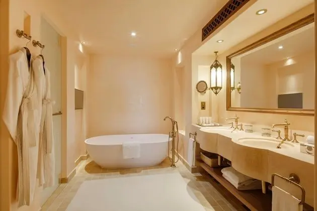 Deluxe Süit, 1 Çift Kişilik Yatak, Sigara İçilebilir, Balkon