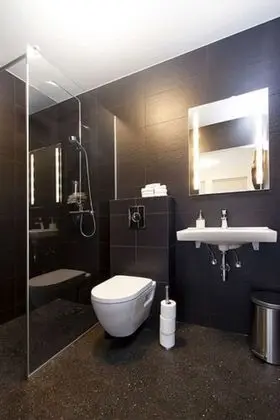 Family Oda, Özel Banyo