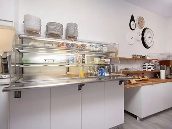 Tek Büyük Yataklı Oda, Ortak Banyo
