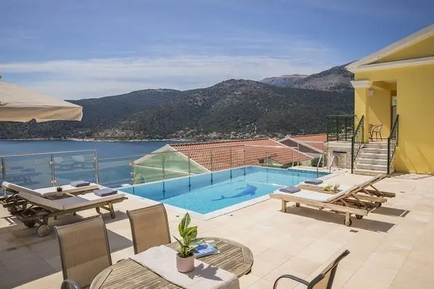 Villa, 2 Yatak Odası, Kişiye Özel Havuzlu, Deniz Manzaralı