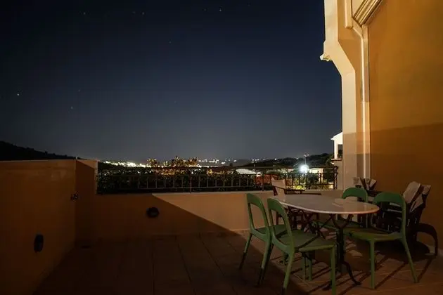 Prokris Villa, City View